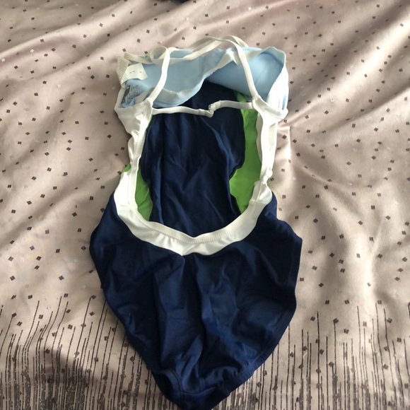 Nike one piece swimsuit - Picture 2 of 3